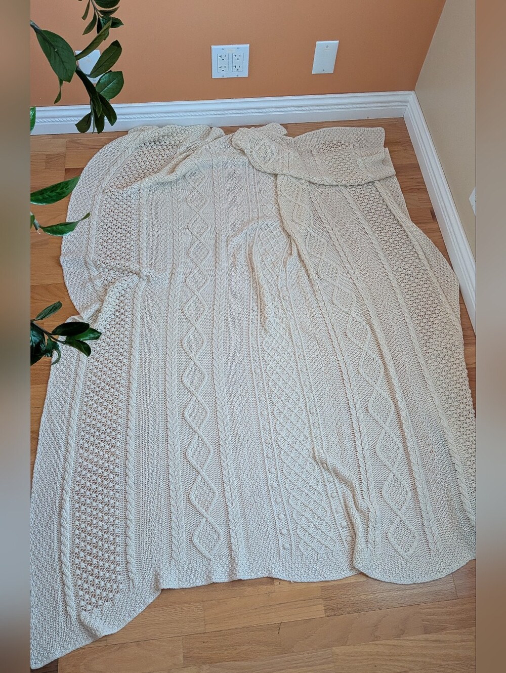 Cable Knit Hooded Throw Blanket - Cream